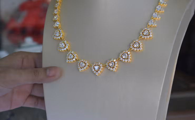 Bridal Necklace Sets Explained: Discover Design Details and Style Information