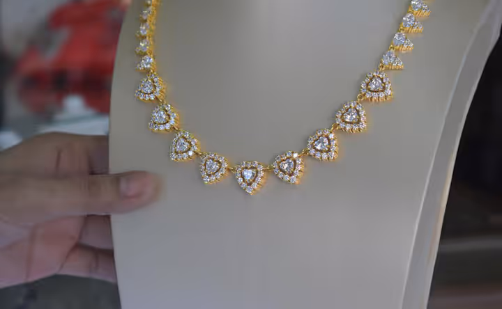 Bridal Necklace Sets Explained: Discover Design Details and Style Information